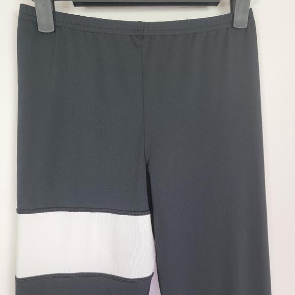 Adidas equipment black white leggings - Picture 2 of 6